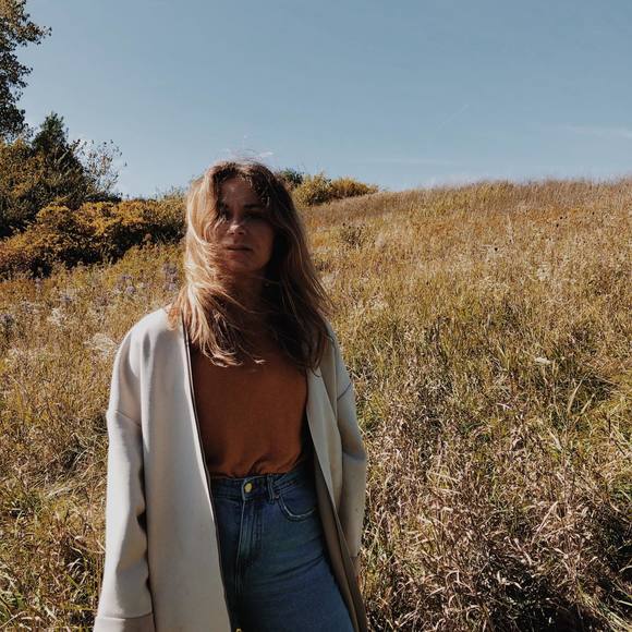 Meet your Posher, Sara - Picture 1 of 1